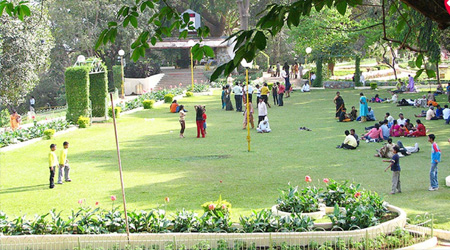 Kamla-Nehru-Park